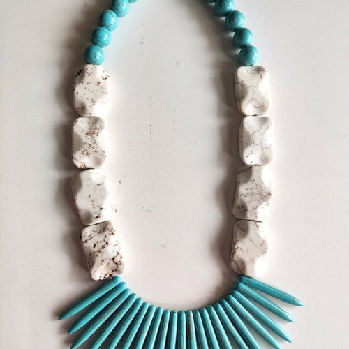 Ethnic summer handmade necklace new, howlite, length about 53cm