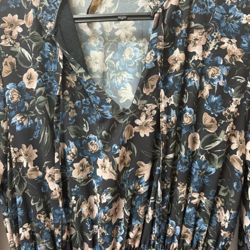 Floral dress size S used, excellent condition