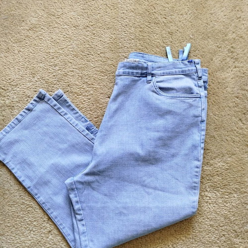 Eagle capri jeans pants like new, large size XL-XXL