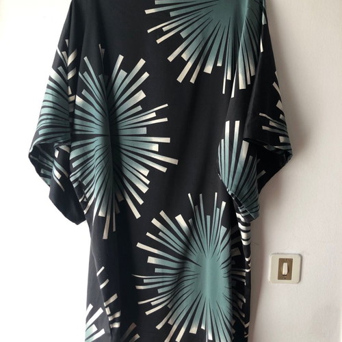 Boxy dress Vero Moda used, black with Japanese patterns M/L