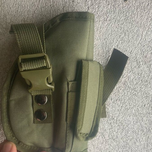 Gun holster like new with scratches for new type harness