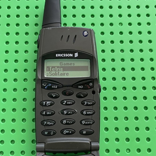 Ericsson T28s phone used with new battery