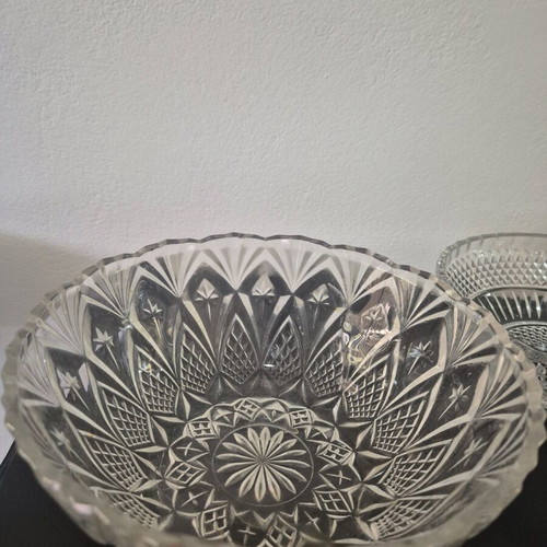 Crystal bowls pack of 2 like new