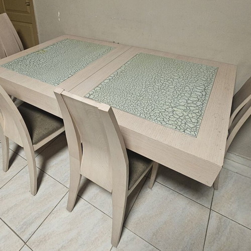 Extendable dining set with 6 high-back chairs, solid light wood
