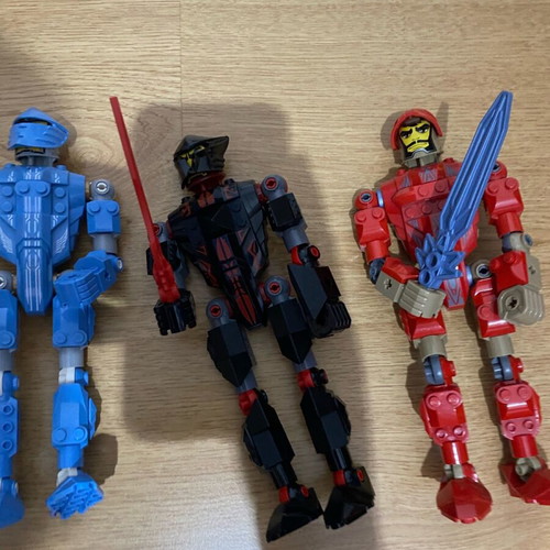 Lego Knights 5 buildable figures like new