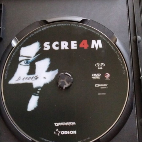 Scream 4 DVD used with bonus Scream 1