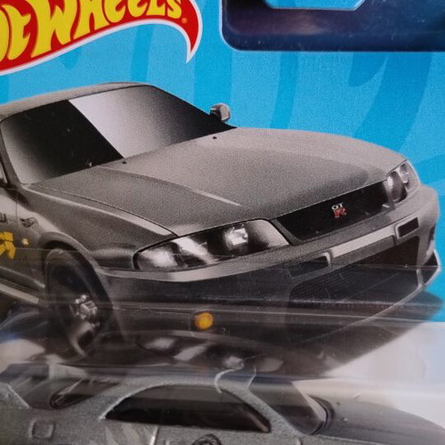 Hot Wheels Nissan Skyline GT-R33 Godzilla new in box