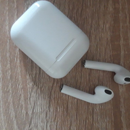 Ear Pod Handsfree Bluetooth Earbuds like new