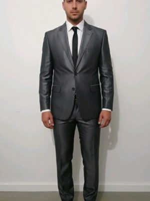 Κοστούμι καινούργιο large ιταλικό γυαλιστερό ανθρακί με πουκάμισο δώρο