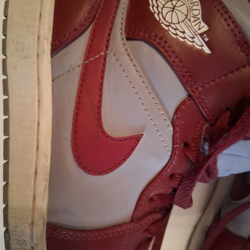 Nike Air Jordan sneakers size EU 41, rare color combination