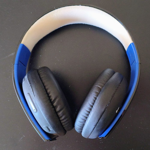 Sony PlayStation Wireless Stereo Headset 2.0 used for PS4 and PC