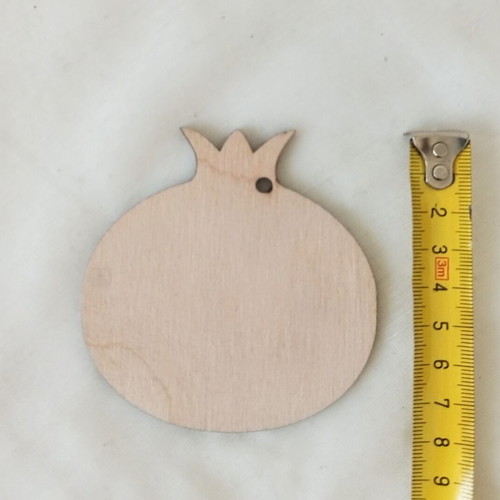 Wooden pomegranate shapes set of 5 for crafts, 8x8cm