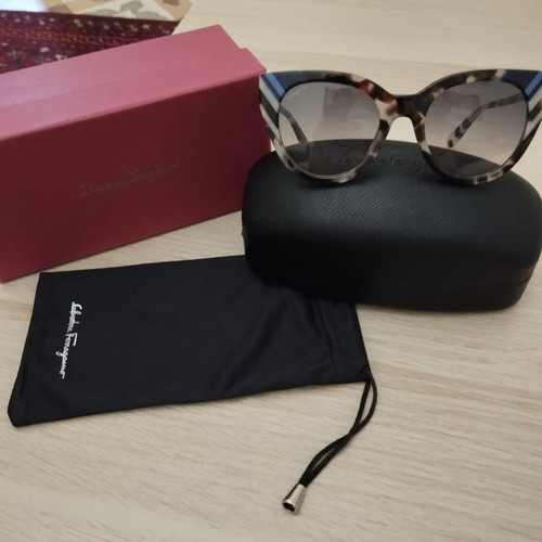 Ferragamo sunglasses like new, black and brown