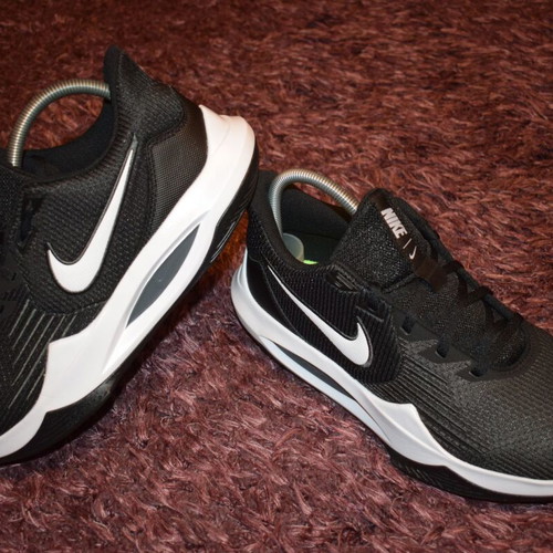 Nike Precision 5 sports shoes like new, size 45.5, black and white