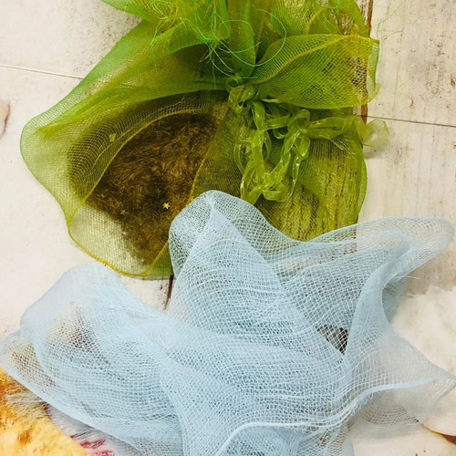 Decorative nets pack used, plastic, green and blue