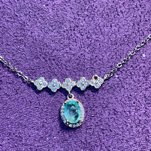 Silver necklace with natural emerald and certificate of authenticity