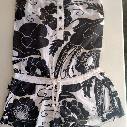 Valerie strapless romper one size, like new, black and white floral cotton