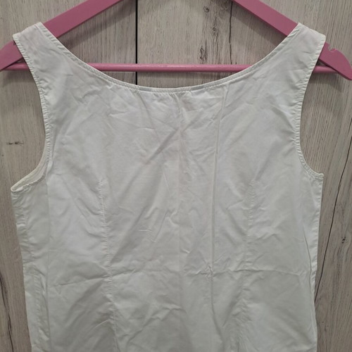 Zara sleeveless top like new, white, size L