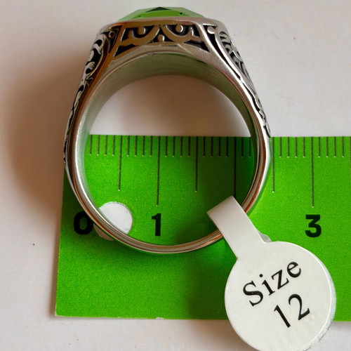 Green Emperor Signet Ring brand new, 316L stainless steel, emerald green