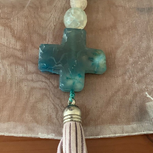 Necklace like new handmade turquoise with cross