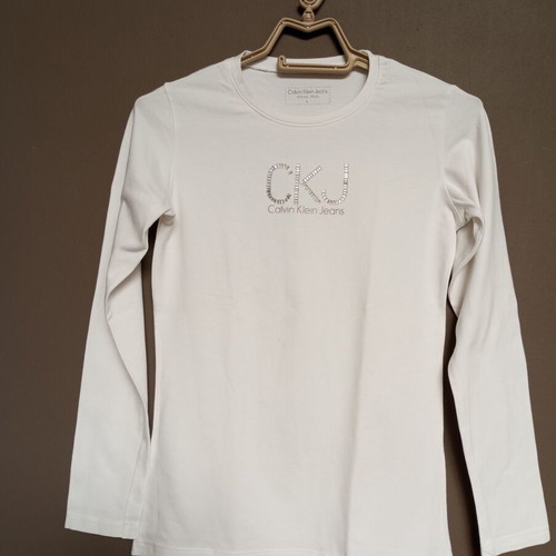 Unisex white long-sleeve shirt like new, round neck