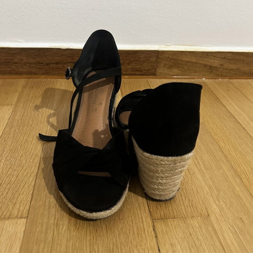 Black Suede Platform Sandals Size 38 Like New