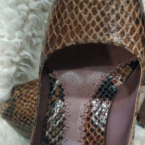 Arte Piedi snakeskin leather pumps like new, size 38