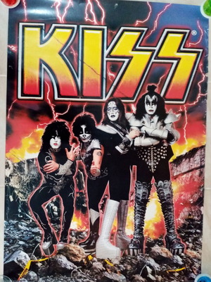 Kiss 2001 official poster