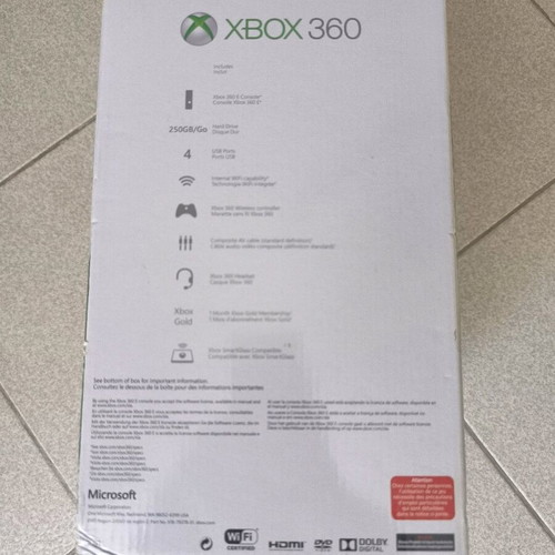 Xbox 360 E packaging box used with missing internal dividers