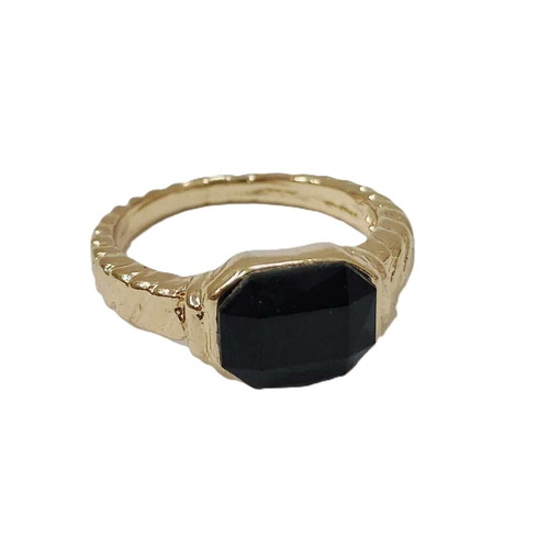 Vintage style ring with black onyx, like new