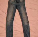Guess skinny jeans with strass and studs new, size XS