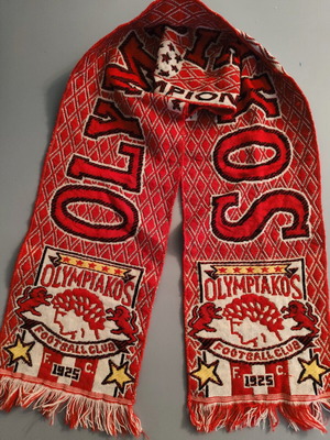 Olympiakos F.C. scarf used, collectible and authentic