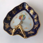 Porcelain snack plate 24k like new