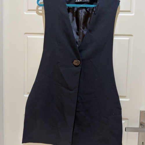 Zara black vest, size M