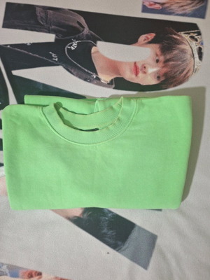 Φουτερ Euphoria μέγεθος Μ σαν καινούργιο, λαχανί με σκισίματα στα μανίκια