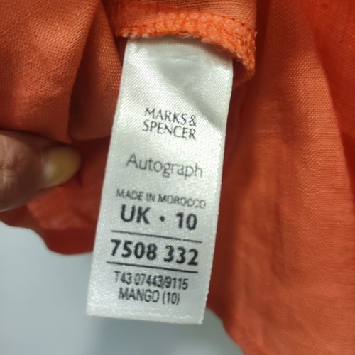 Marks & Spencer sleeveless blouse like new, orange, size M