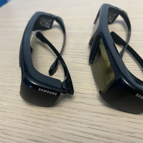 Samsung 3D glasses used, 2 pairs, one with lens defect