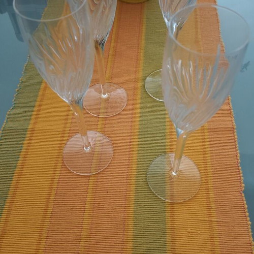 Crystal Champagne Glasses set of 4 like new with packaging