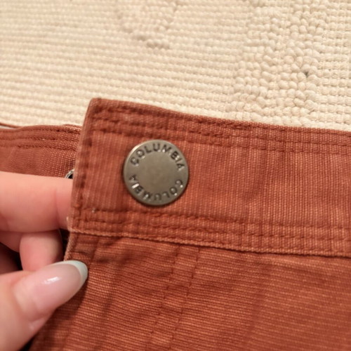 Columbia bermuda shorts like new, brown, size S