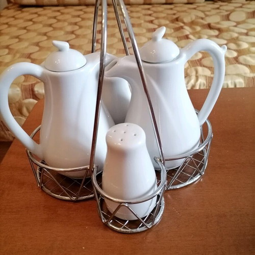 Vintage vinegar oil salt pepper set new no labels
