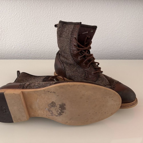 Ugg Gold Kioni boots like new, size 38, tweed and leather