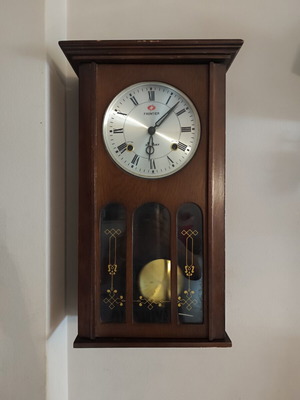 Frontier 31 Day vintage μηχανικό ξύλινο τοίχου ρολόι σαν καινούργιο