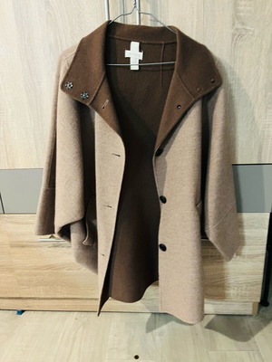 Ολόμαλλο παλτό S/M σαν καινούργιο, μπεζ και καφέ