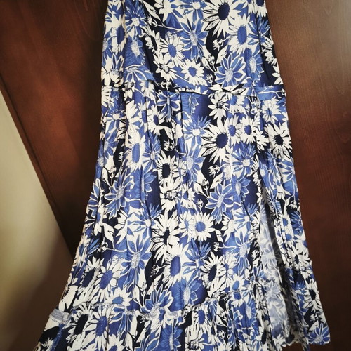 Blue Floral Skirt like new, size M 38 10