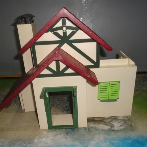 Playmobil Country Forest Ranger House Set 6811 with Many Missing Parts