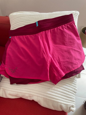 Dynafit running shorts 2in1 pink size M like new