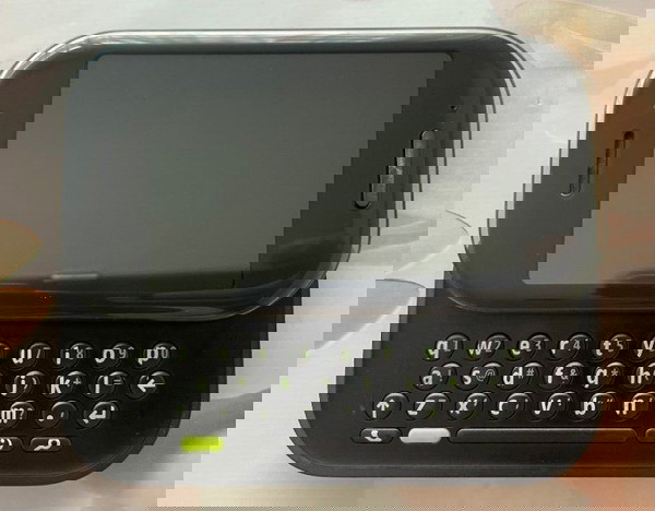  Microsoft KIN TWOm | RARE PHONE