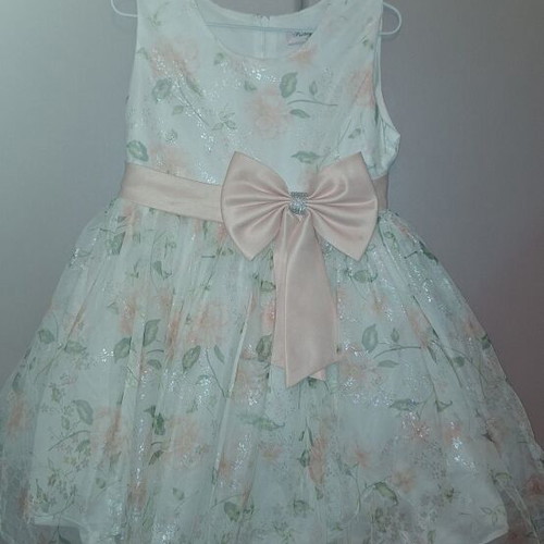 Pretty Baby dress for special occasion with tulle, like new, size 6 years