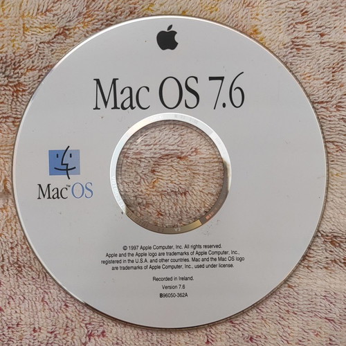 Mac OS 7.6 OS CD used