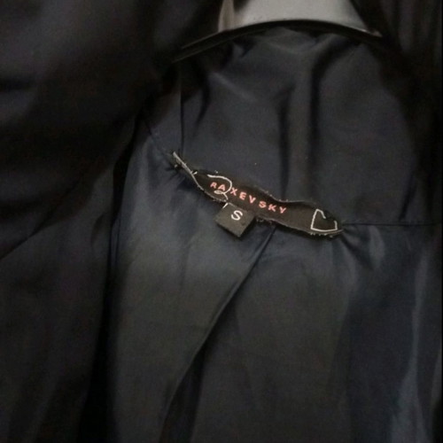 Women's jacket in excellent condition, size small